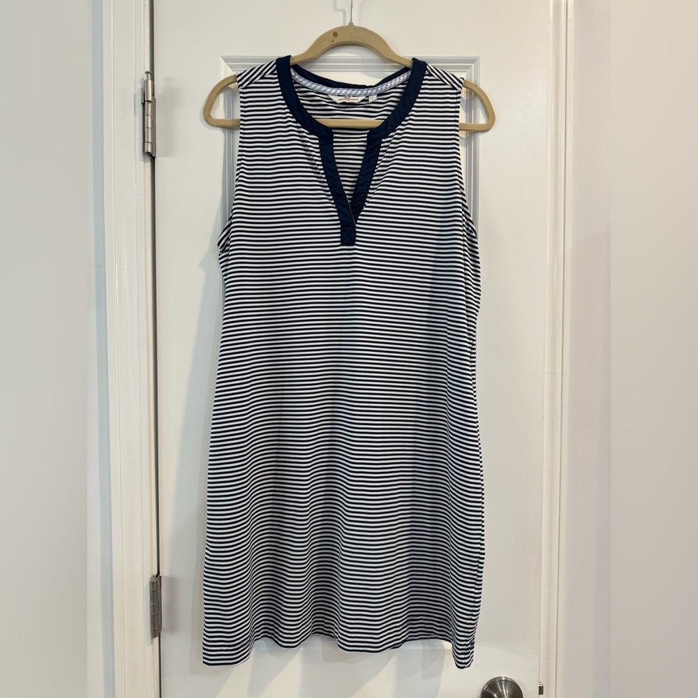 Vineyard Vines Striped Navy and White Dress